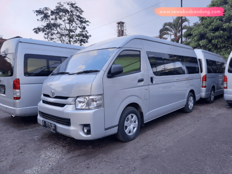 sewa toyota hiace bandung