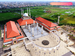 Sewa Bus Pariwisata Bandung Semarang