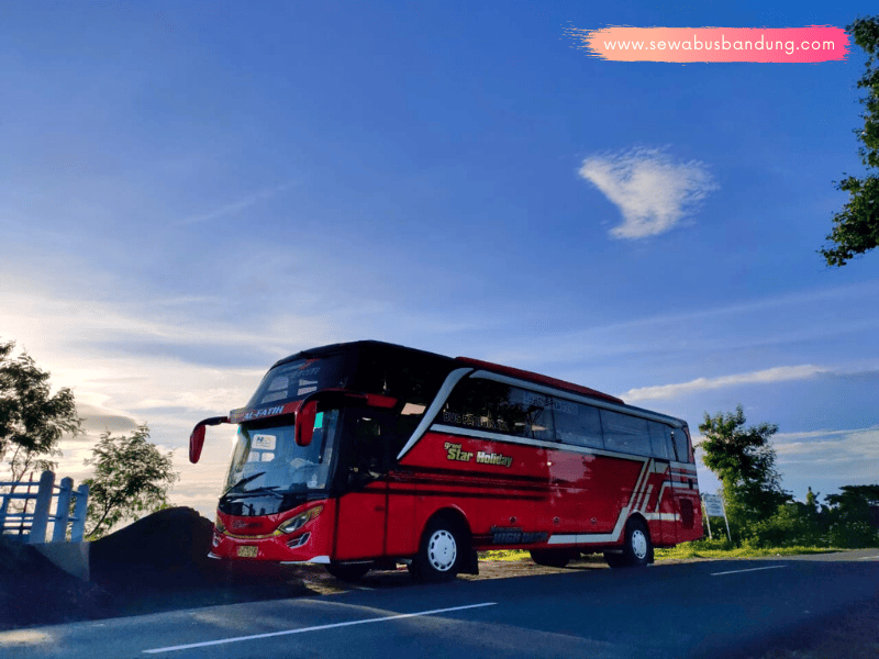 Sewa Bus Bandung Santolo