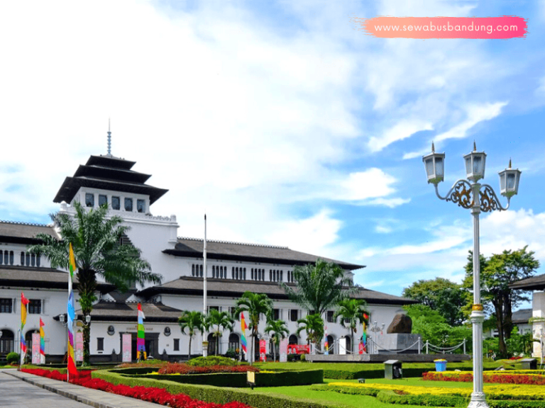 Paket Tour Bandung 3 Hari 2 Malam